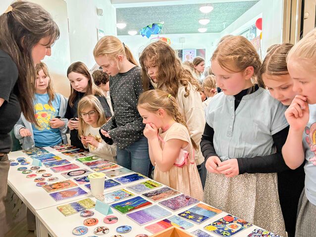 Im April luden die Heine Kids Schwerin zur Vernissage.