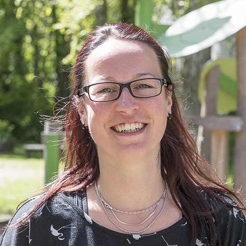 Frau F. Schwarz